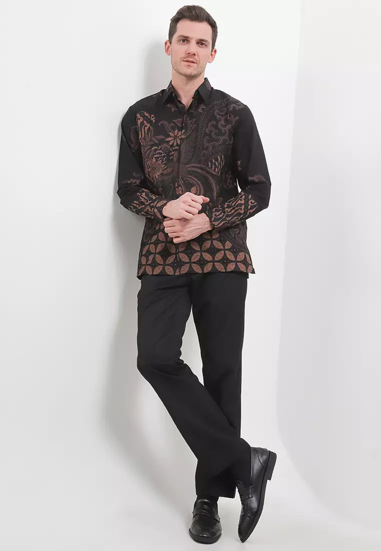 Roland Kemeja Batik Pria Premium Reguler Fit Lengan Panjang Hitam