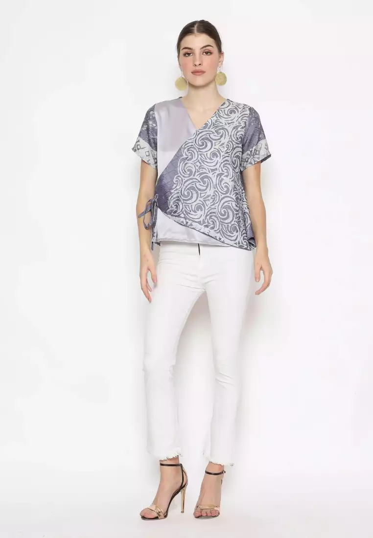 Rinjanie Batik - Blouse Batik Hapa Awan Sahaja - Atasan Batik Wanita - Blouse Batik Kantor - Blouse Batik Kekinian - Blouse Batik Ikat - Batik Cap Mix - JJQI - AS