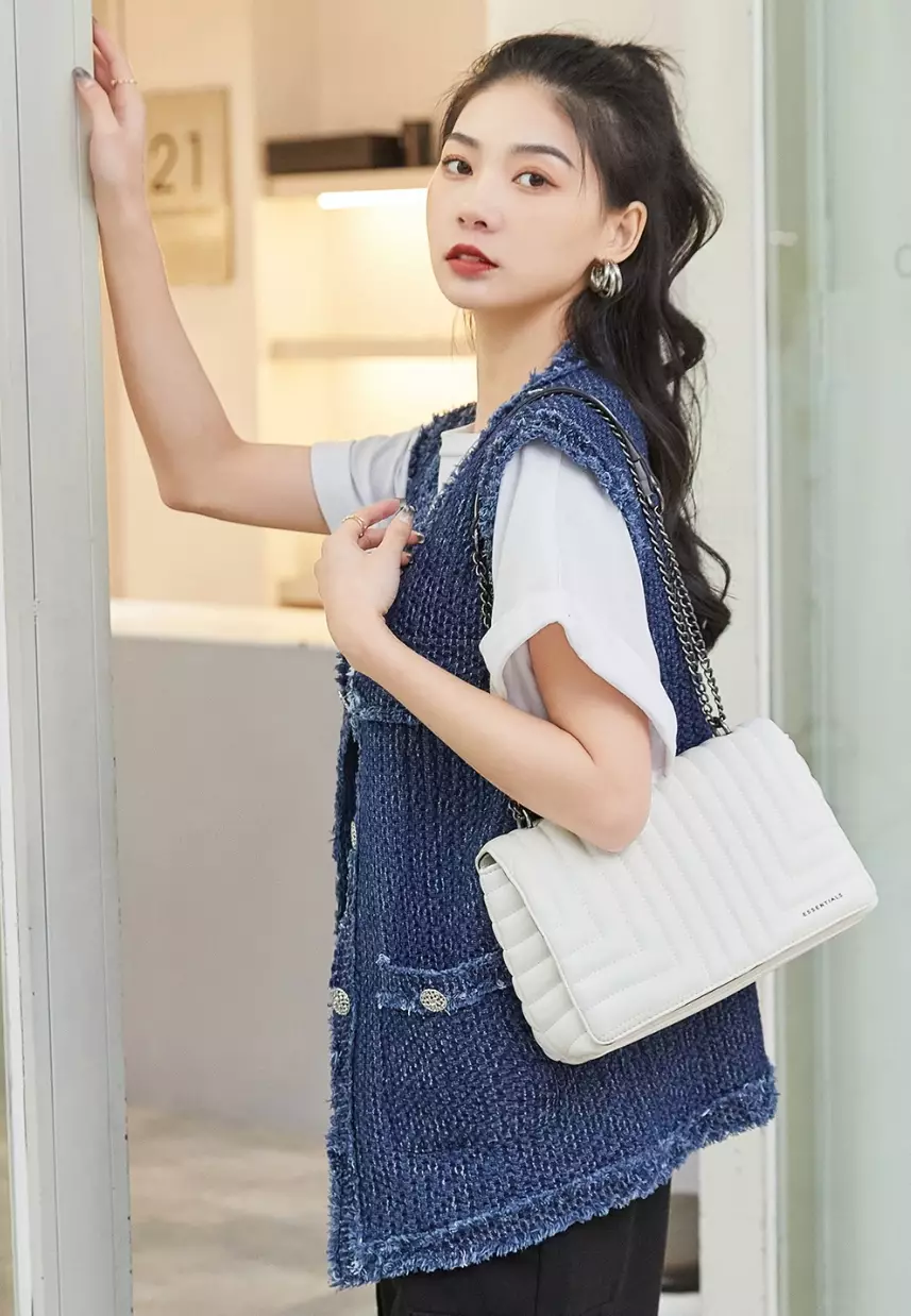 Women's Shoulder Sling Bag / Crossbody Bag - White