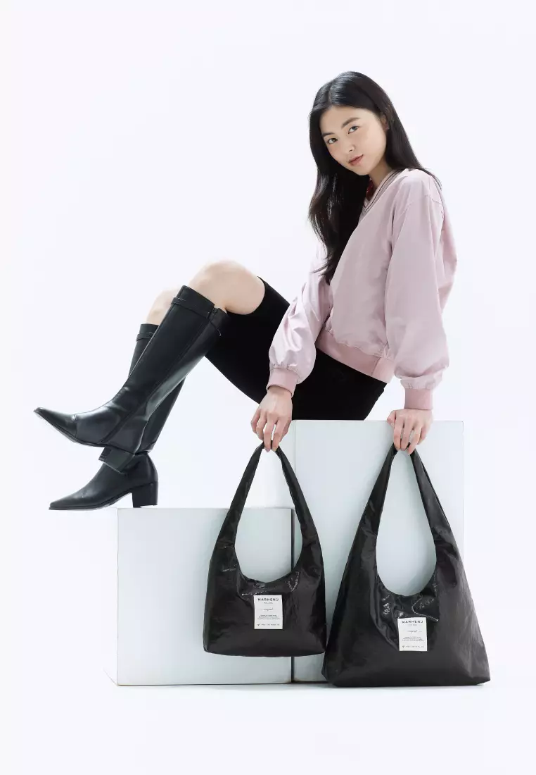 DEWY Nylon Shoulder Bag Black