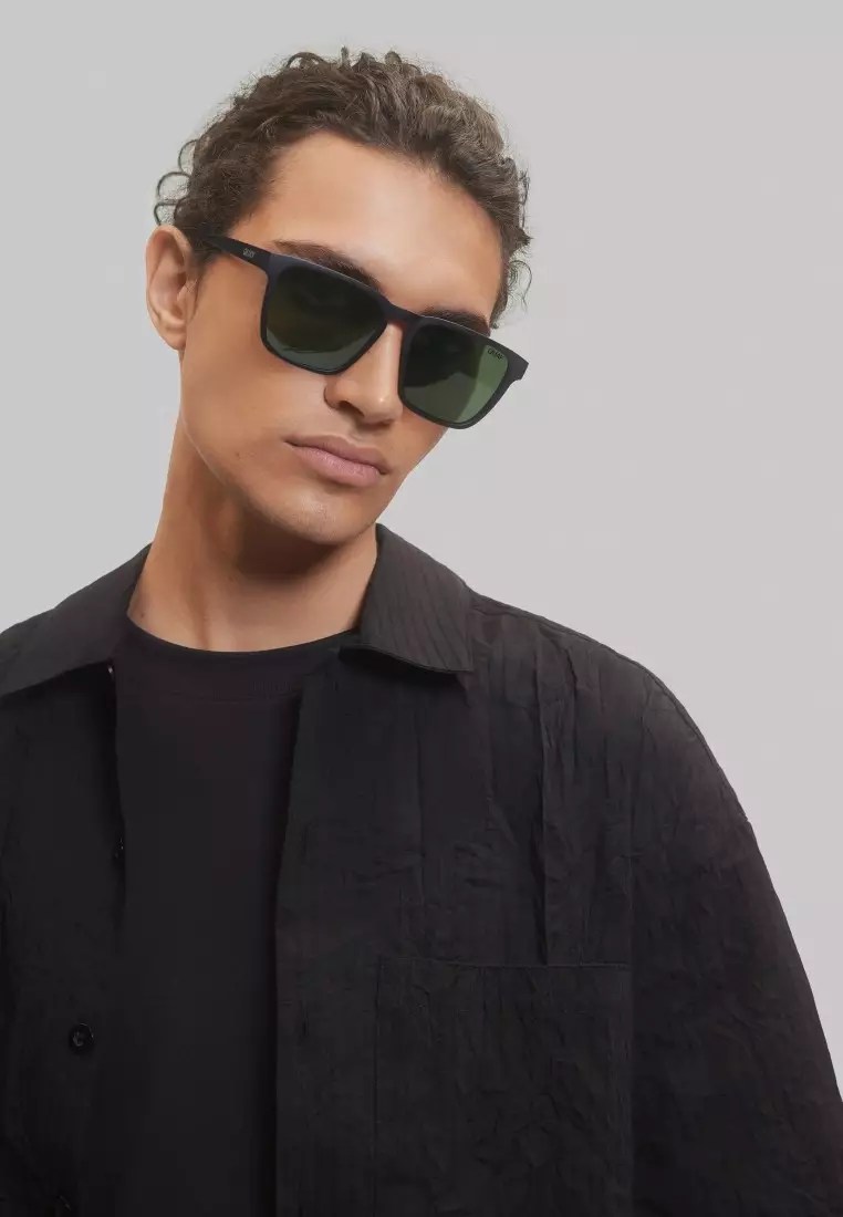 Unplugged Sunglasses - Matte Black/Green Polarized