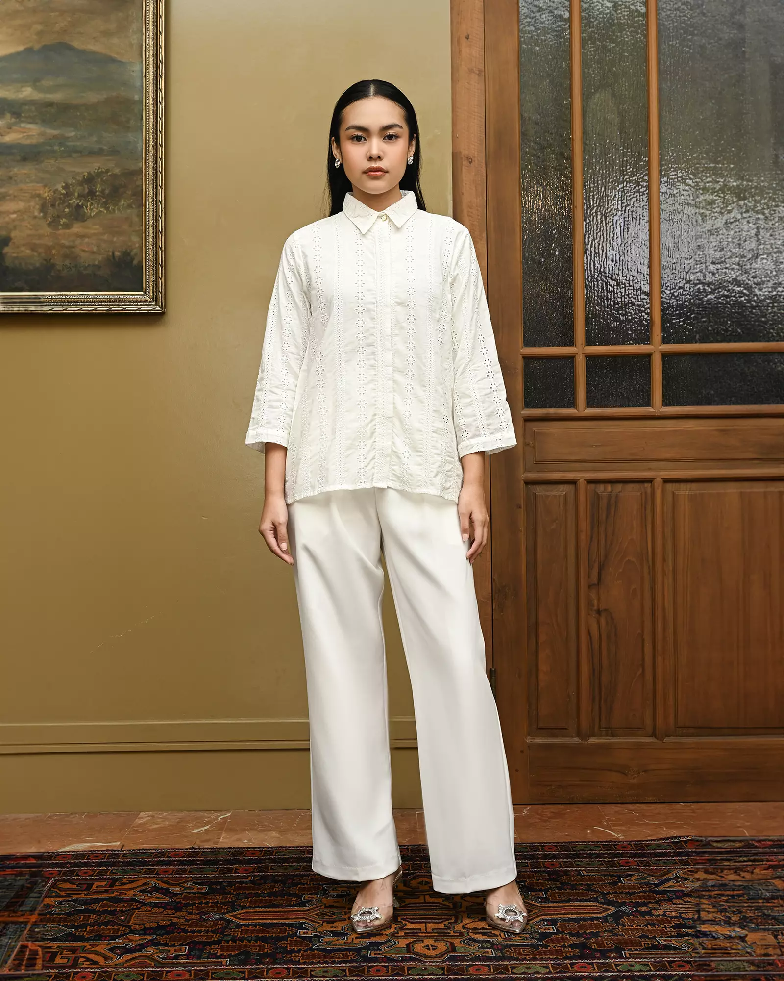 Geulis.id TIWI SHIRT - Brokenwhite