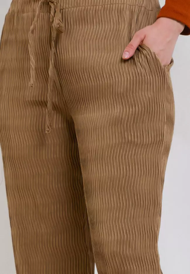 Cindy Straight Plisket Pants