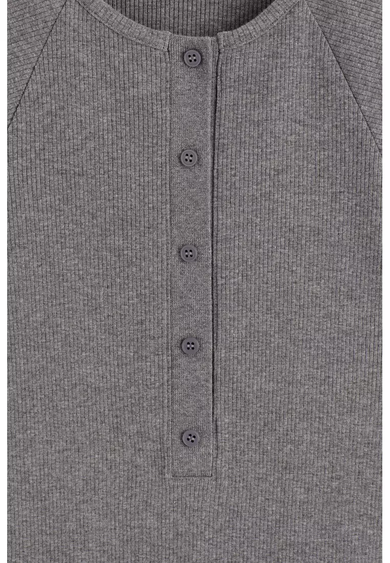 ROUNDED RIBBED JERSEY HENLEY TOP