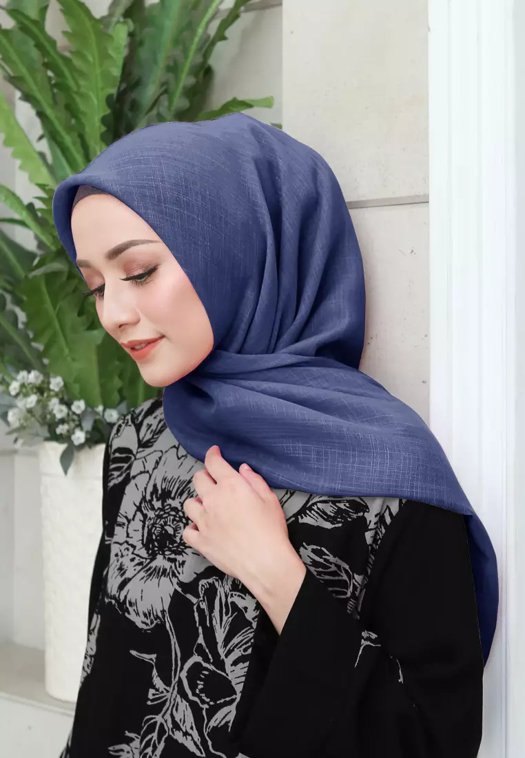 Linenna Scarf | Hijab Segiempat Linen Bamboo - Royal Navy