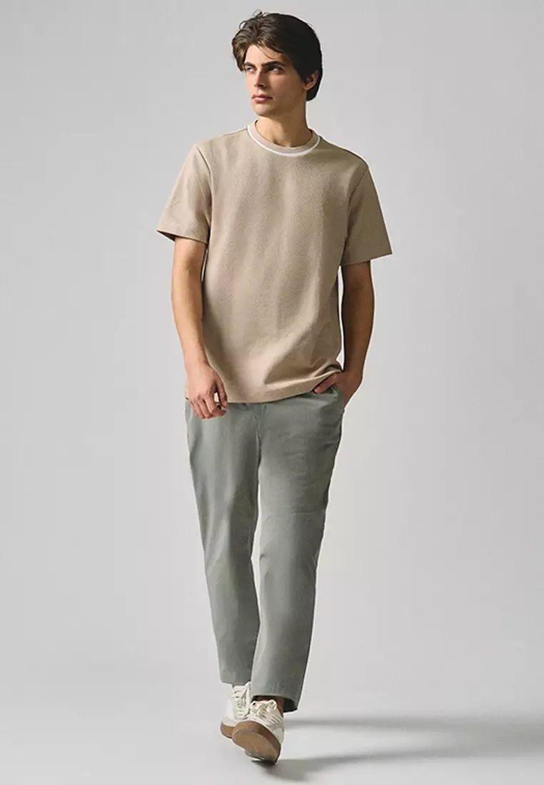 Regular Fit T-Shirt With Contrast Piping Detail In Textured Knit