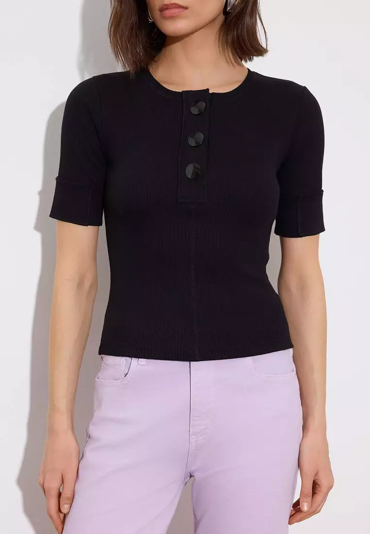 Crew Neck Rib Top