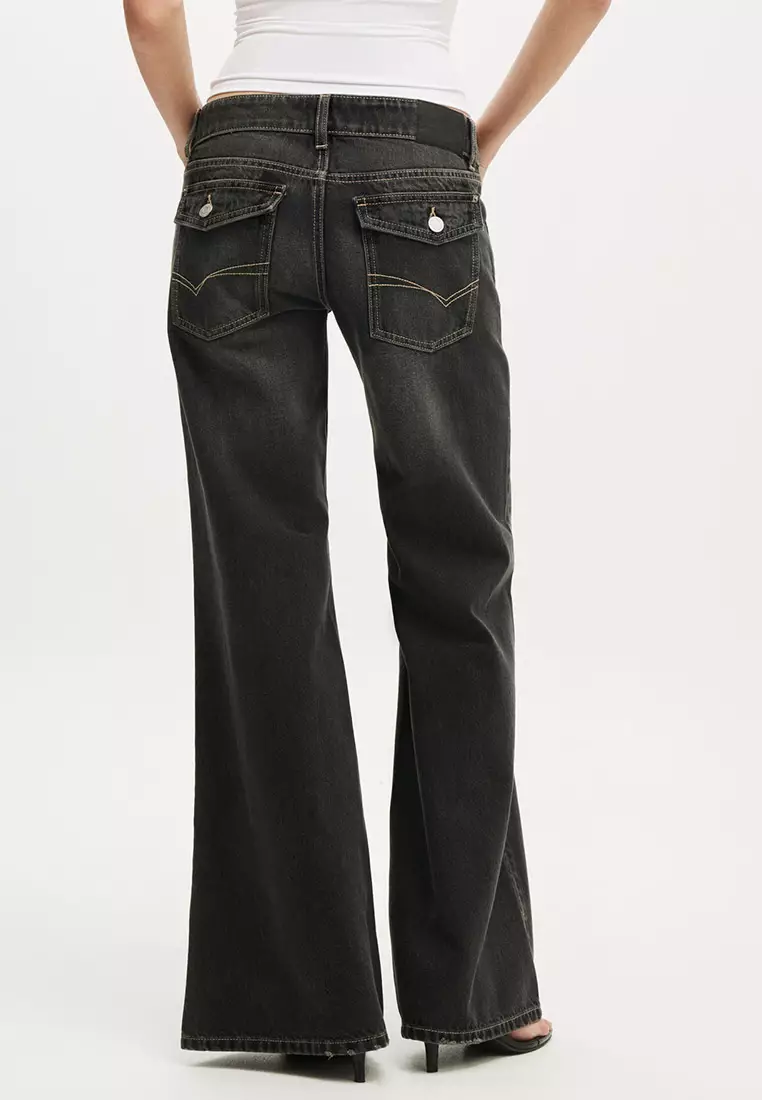 Low Relaxed Flare Jeans