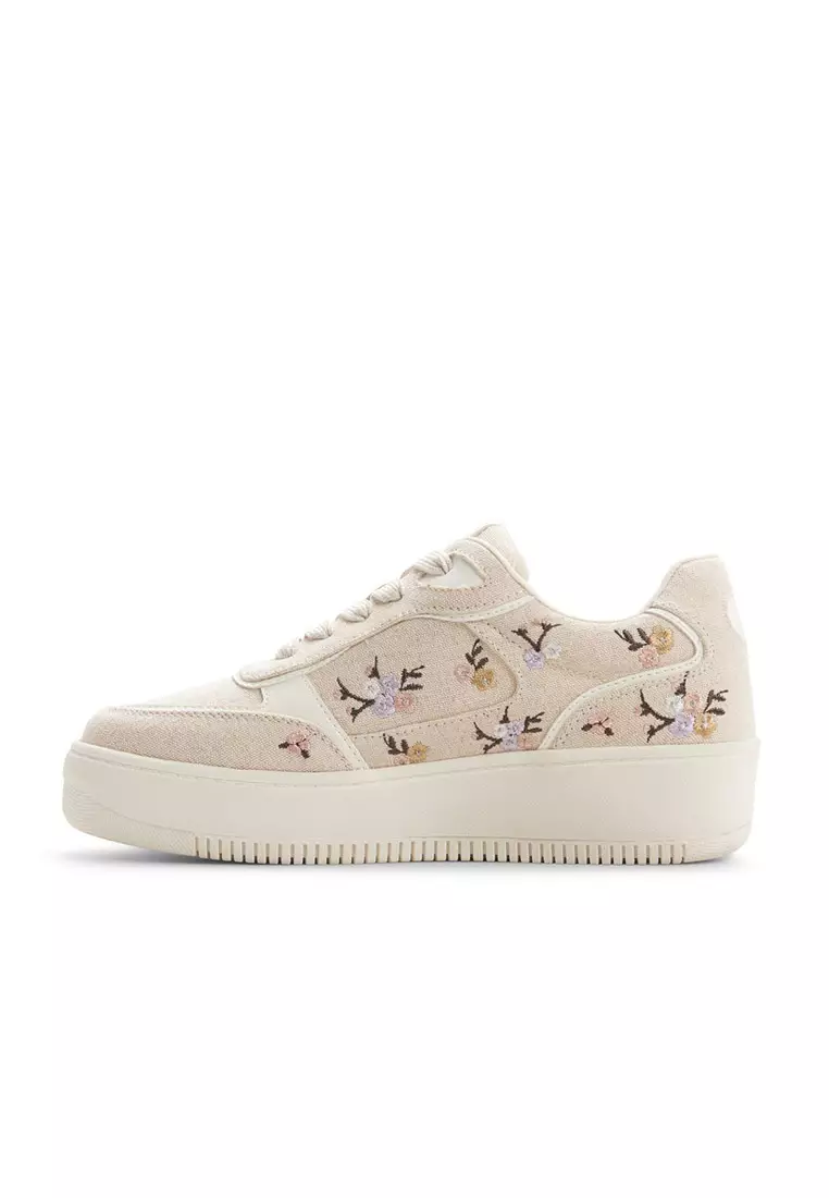Freshy Low-Top Sneakers