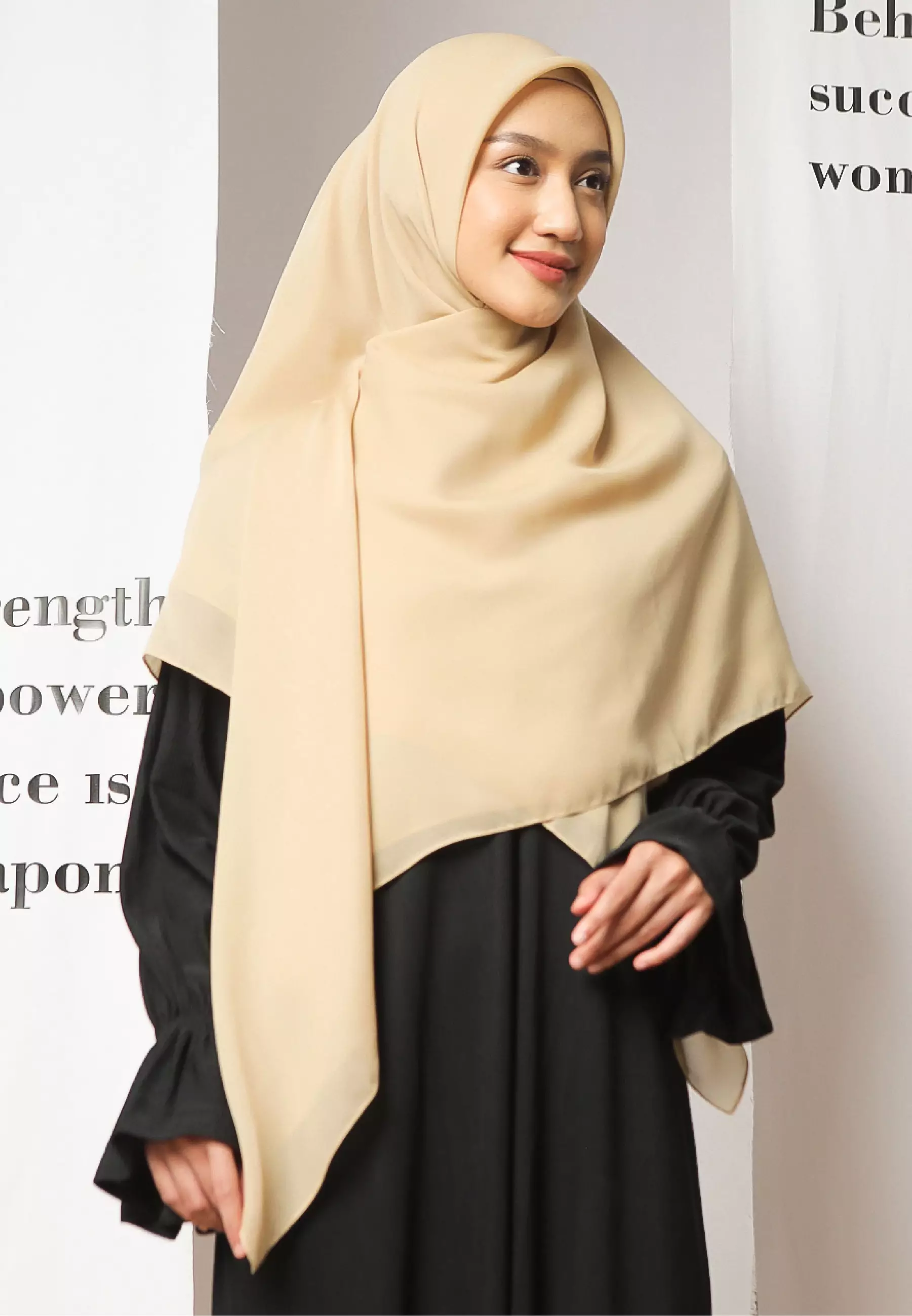 Polly Cotton Square Syari Khaki (Hijab Segiempat Bella Square)
