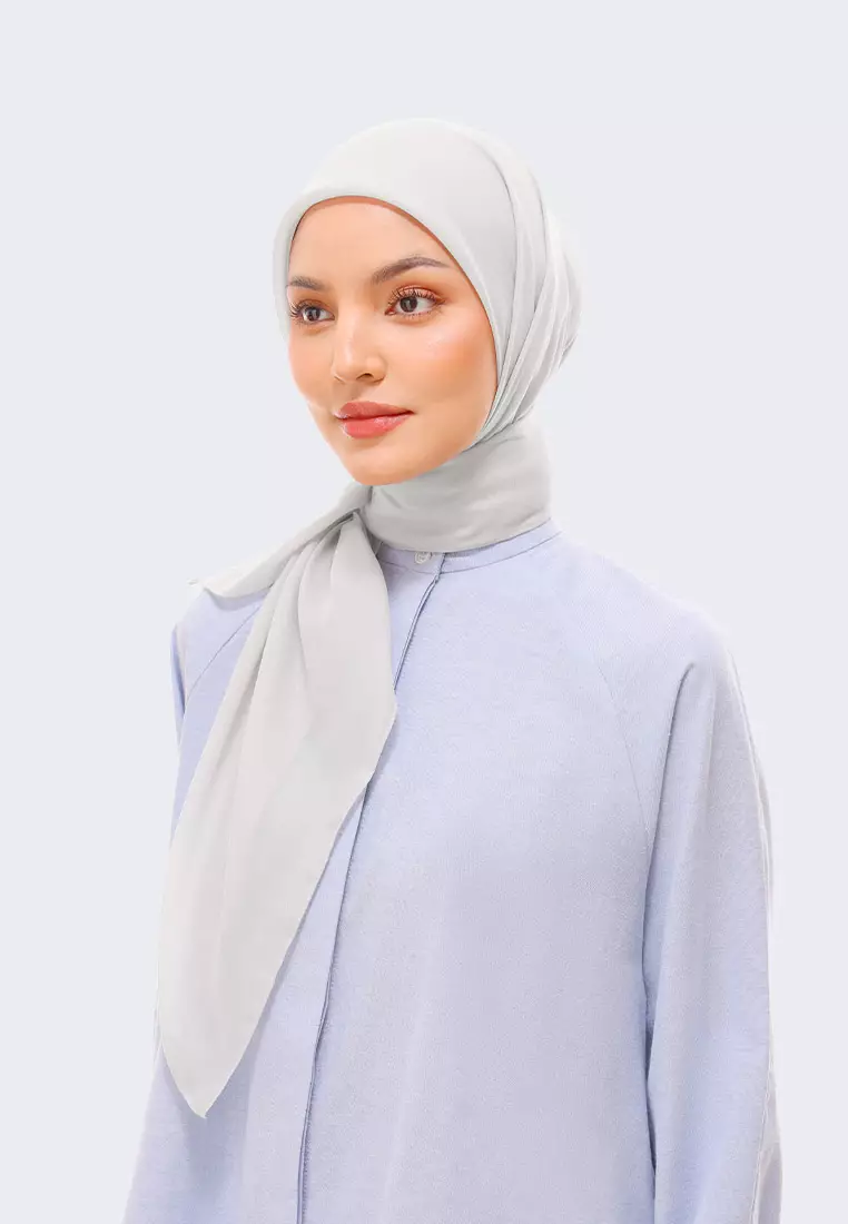 RiaMiranda Cool Grey Rarina Scarf