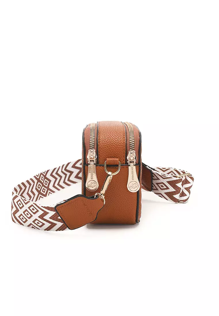 Women's Sling Bag / Crossbody Bag - Brown