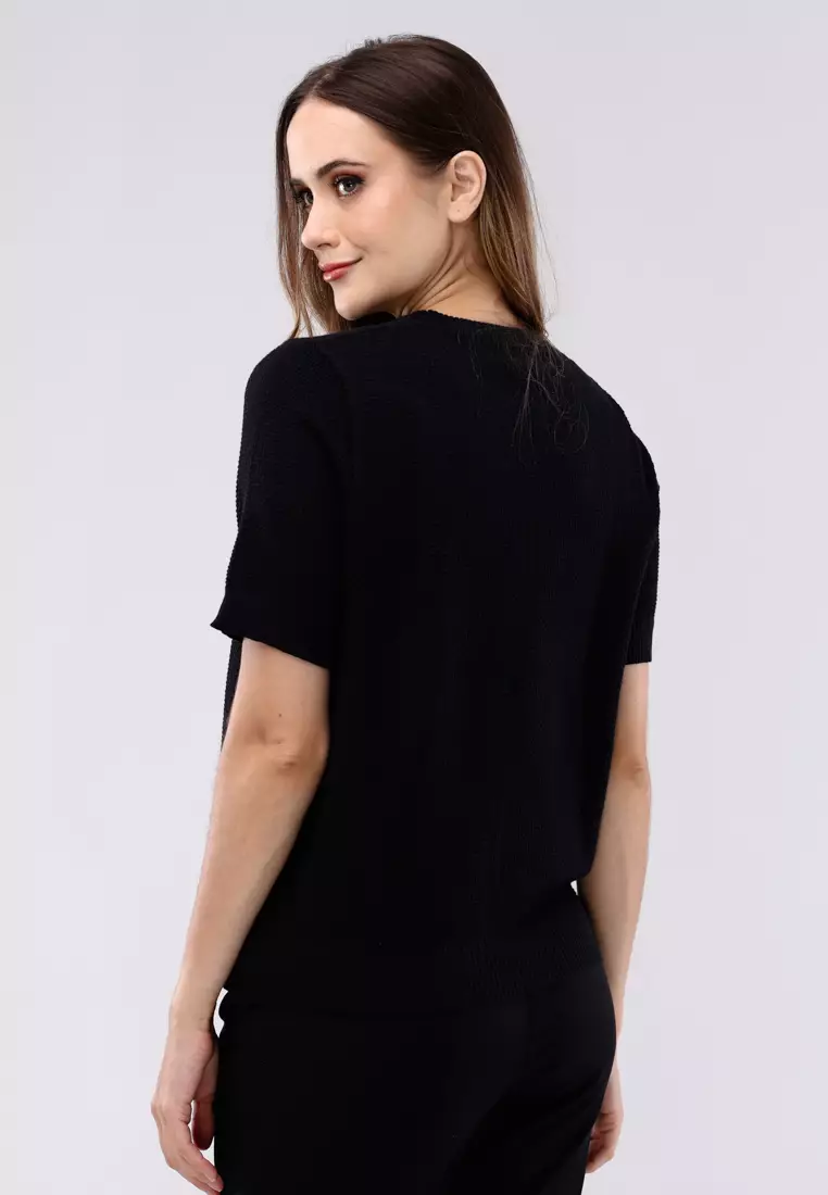 Textured Knitted Short Sleeves Blouse