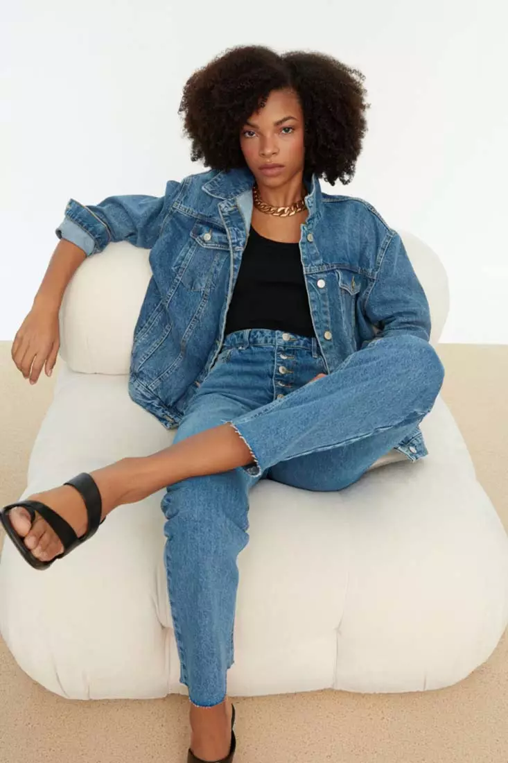 Long Sleeves Trucker Denim Jacket