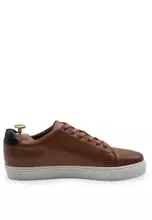 Ucb discount maroon sneakers