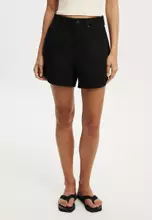 Aquarius Black