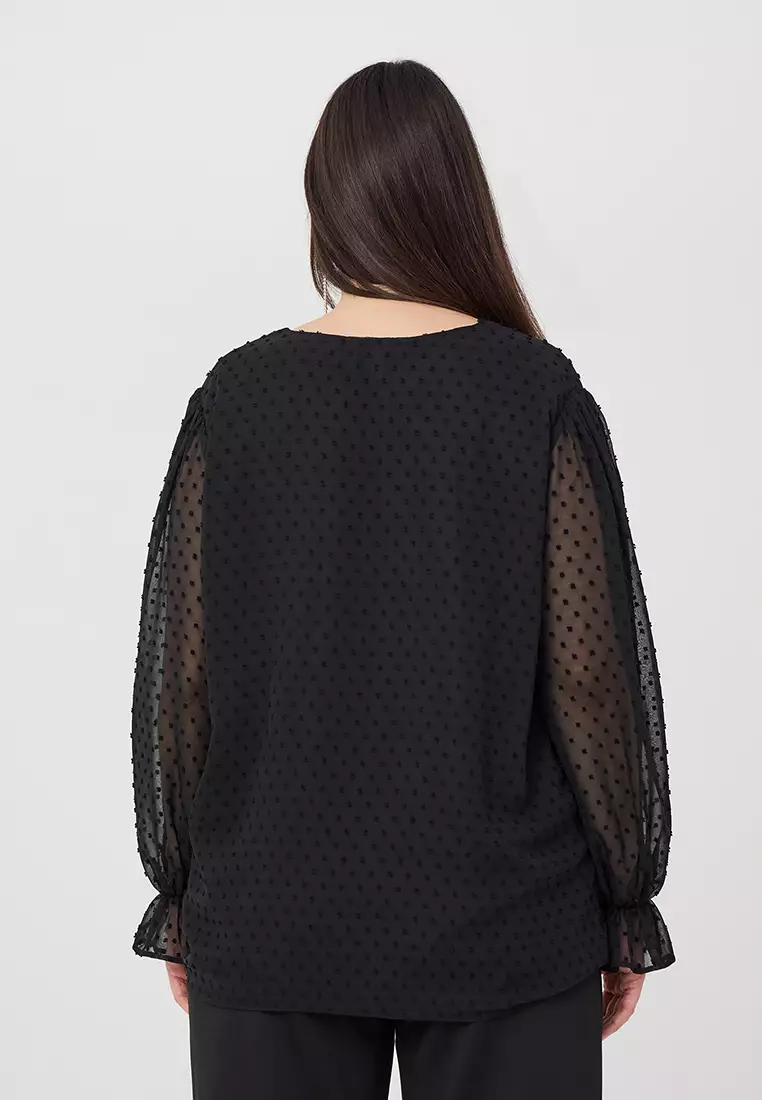 Woman Long-Sleeved Top