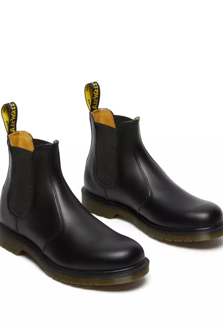Buy Dr. Martens 2976 SMOOTH CHELSEA BOOTS 2024 Online ZALORA