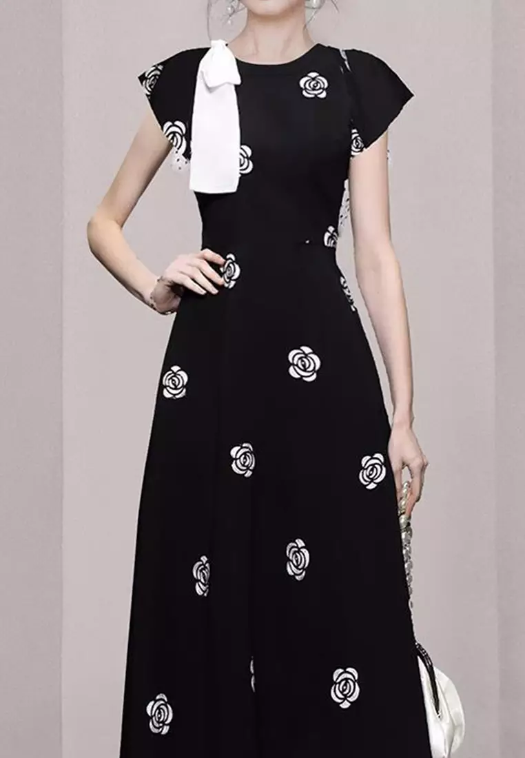 Sunnydaysweety New Elegant Black Embroidered Butterfly Bow Dress