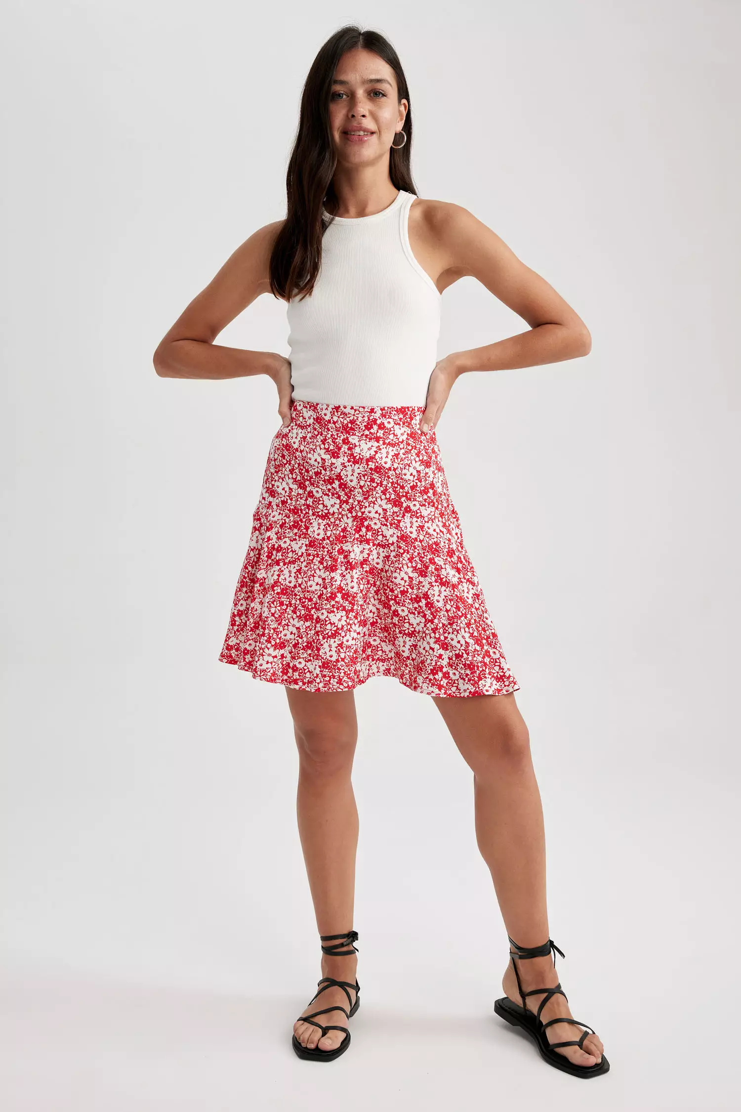 Flower short outlet skirt