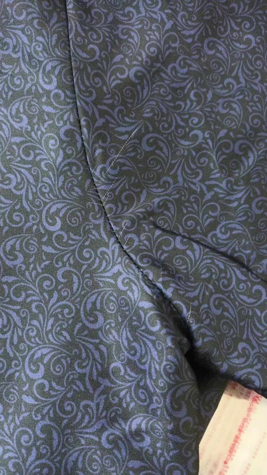 Blouse Wanita Modern Warna Biru Navy Motif Bunga Elegan Untuk Acara Santai dan Semi Formal (Defect serat kain) By Brilliant Girl Warna Blouse