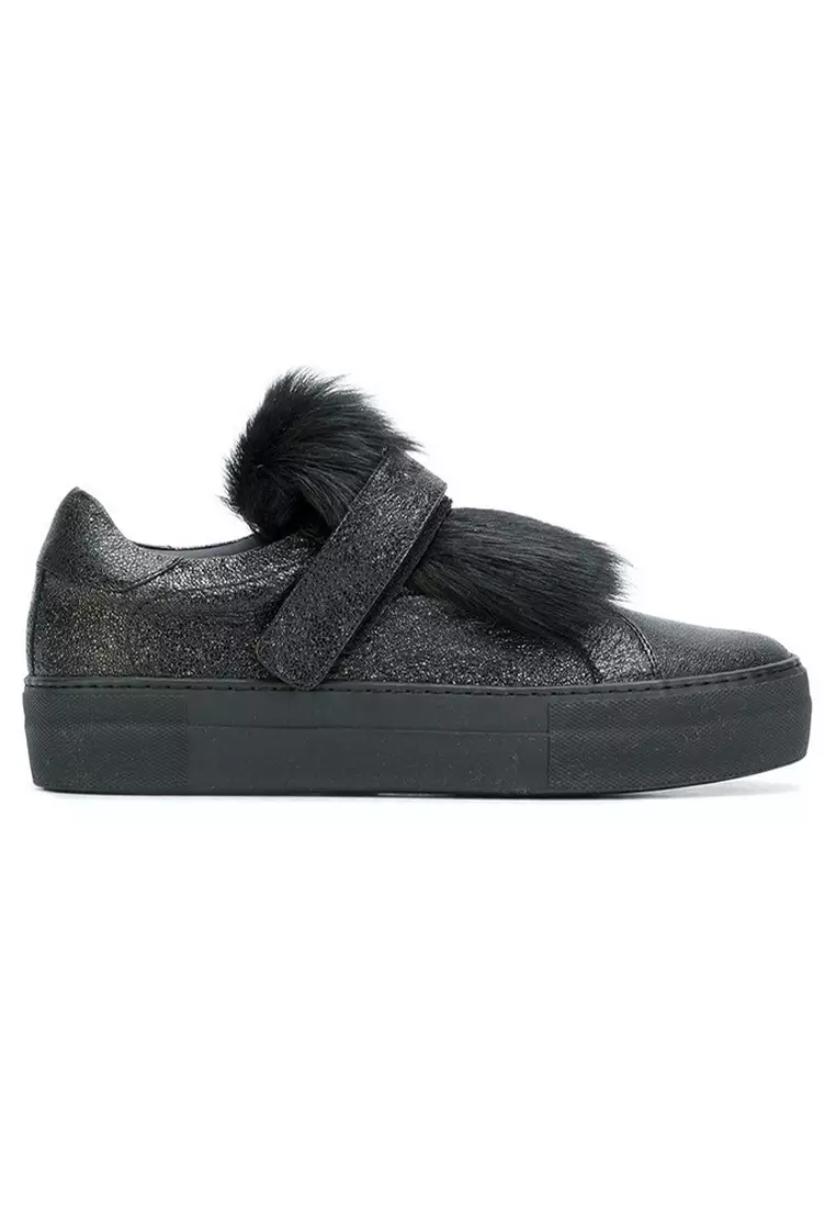 Discount on Moncler  shoes - SKU: Moncler Victoire Lamb Fur Insert Women's Sneakers In Black