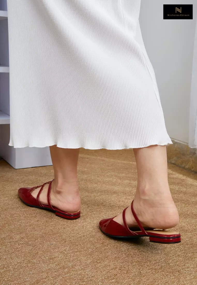 Nicholas Edison Flat Nabila Maroon