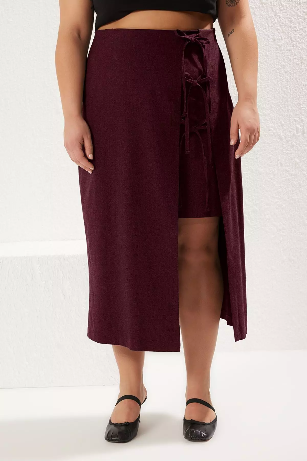 Plus Size Ribbon Midi Skirt