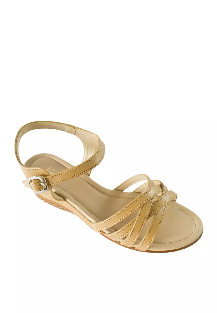 Bandolino gold hot sale sandals