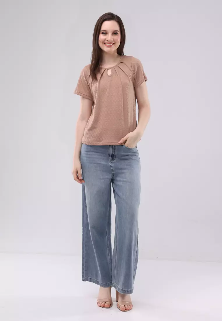 Special Textured Knits Short Sleeves Blouse