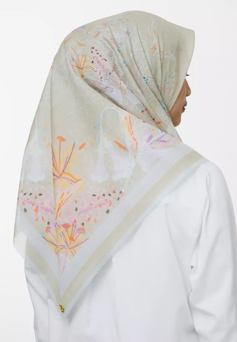 Jenna and Kaia - Phalessa Scarf Sage - Hijab Motif Kerudung Segiempat