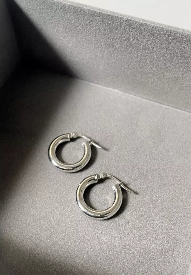 Circa 18K White Gold Hoop Earrings