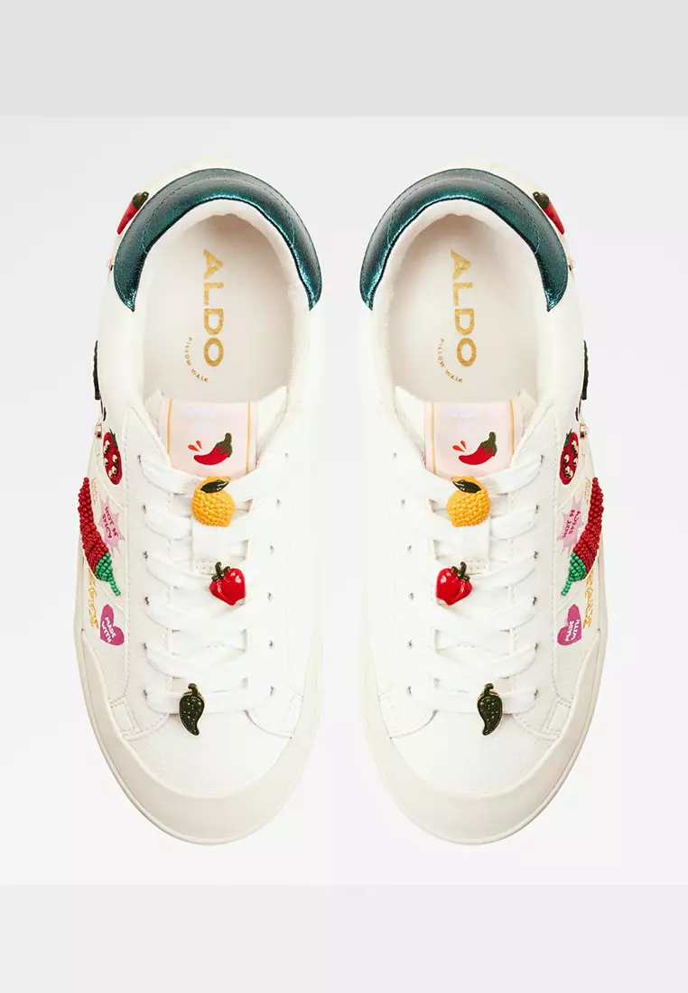 Spicy Low-Top Sneakers