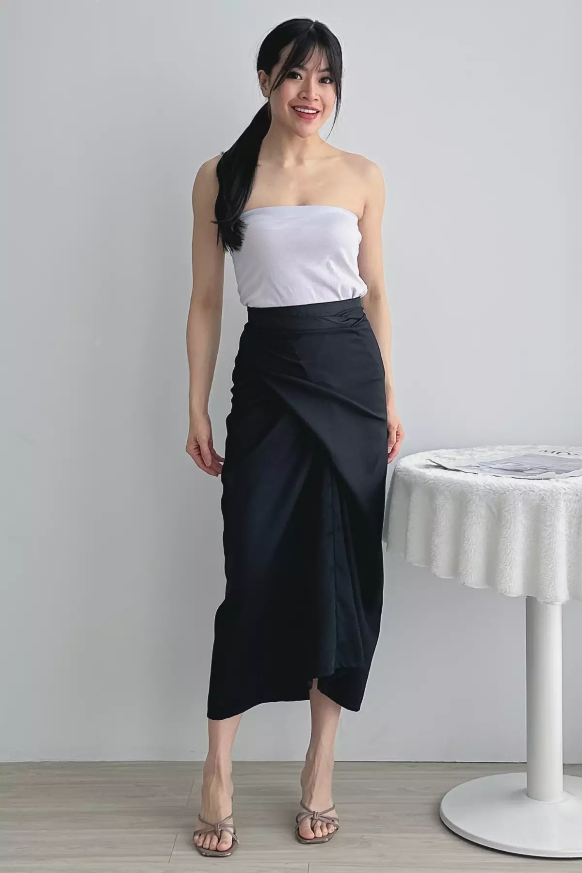 Andhika Plain Black Sarong Rok Lilit Hitam