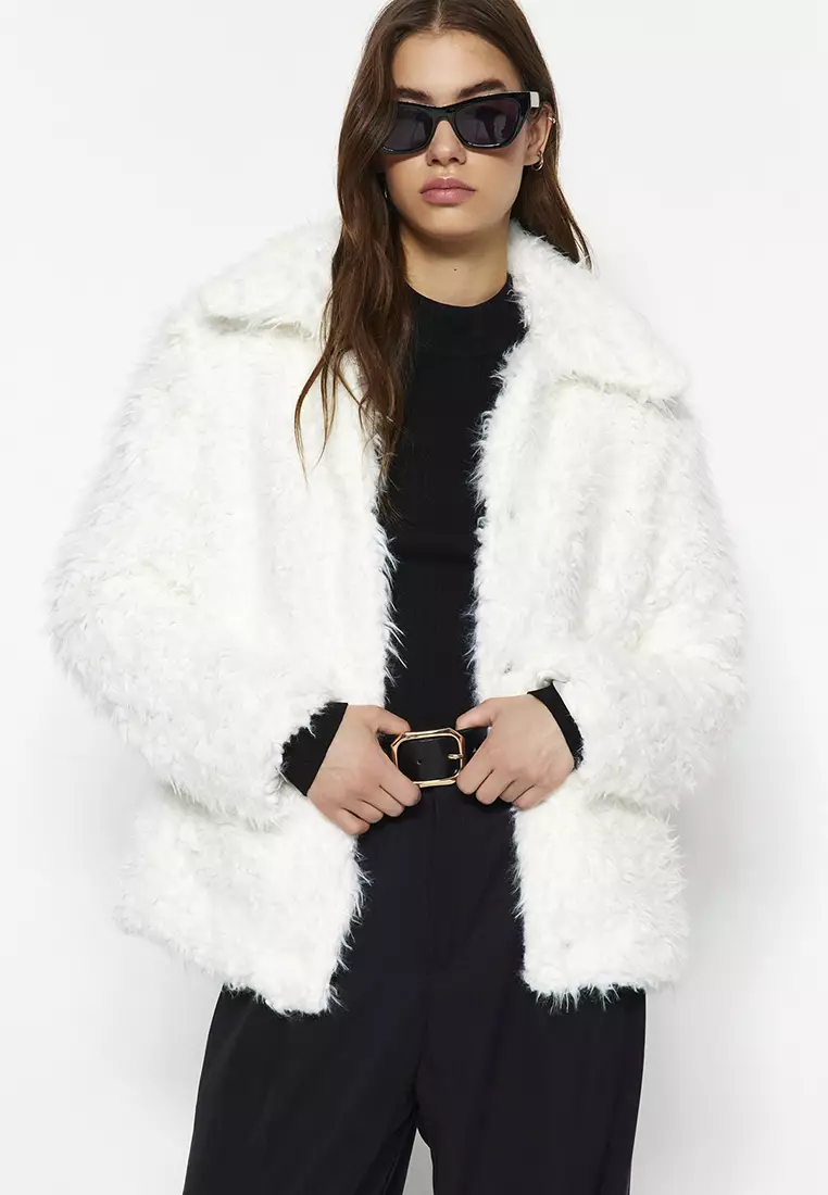 Buy Trendyol Fur Jacket Coat 2024 Online ZALORA Singapore
