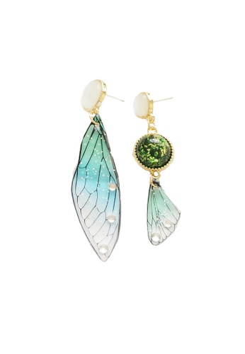 Modelle green Ombre Mismatched Wing Earstuds in Tea 405F1AC6DB7779GS_1