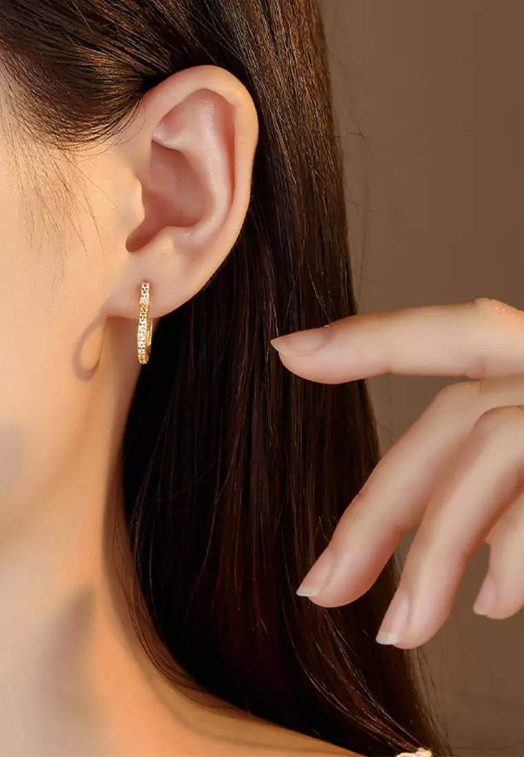 Anting Wanita Titanium Anting Giwang Cewek Korea Elegan Gold heart shap design Earrings