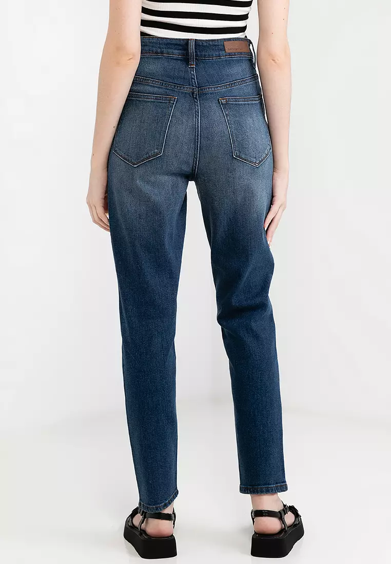 Quantic Tapered Mom Jeans