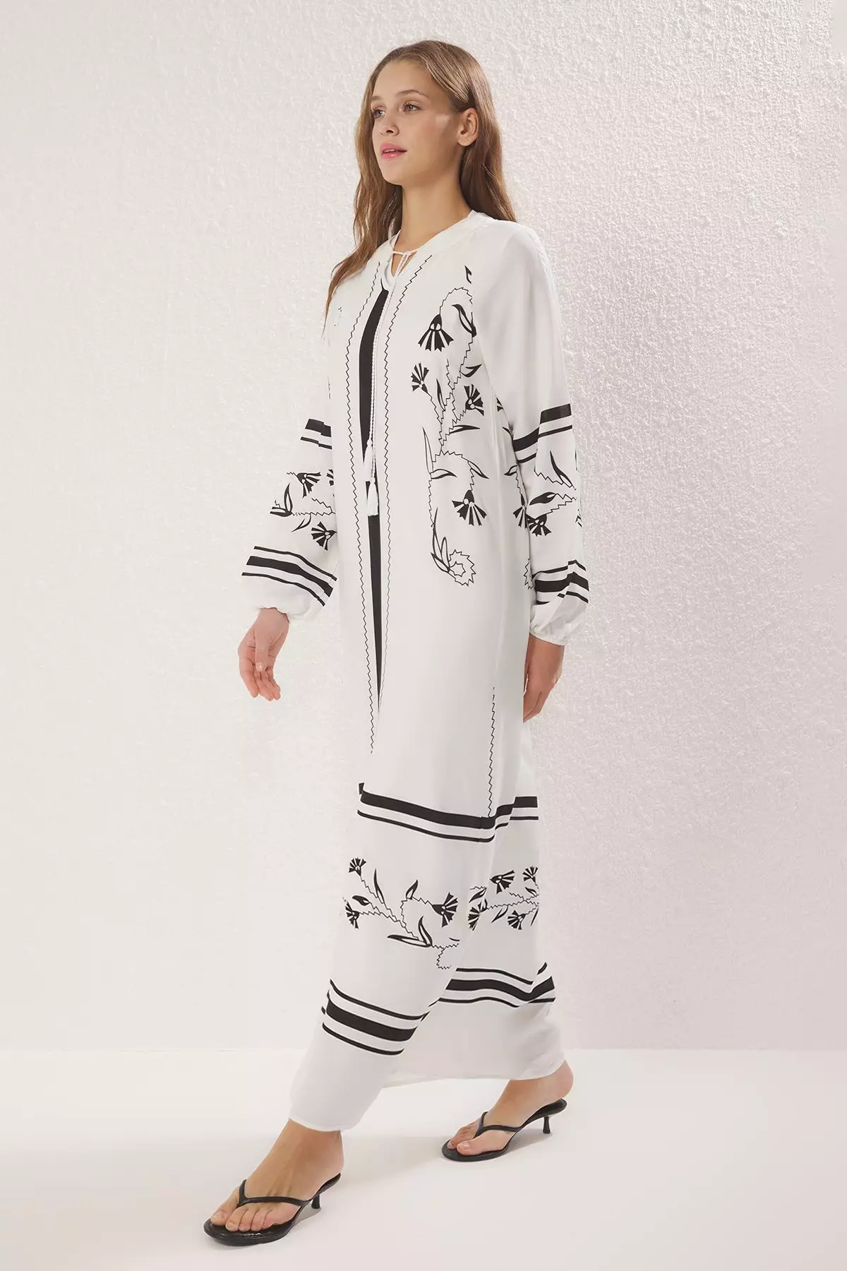 Ecru Floral Kaftan Tassel Detailed Woven Dress Tctss25Eb00102