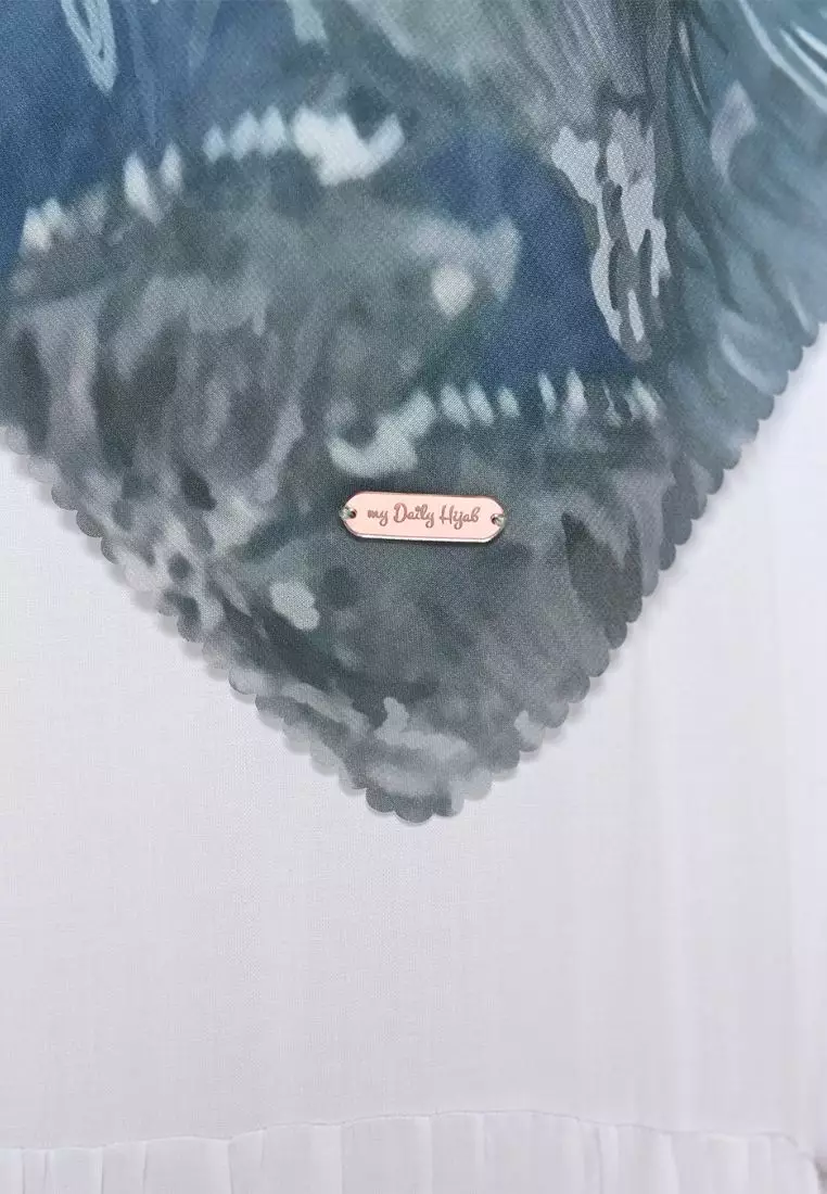 Hijab Segi Empat Monarch Butterfly Navy