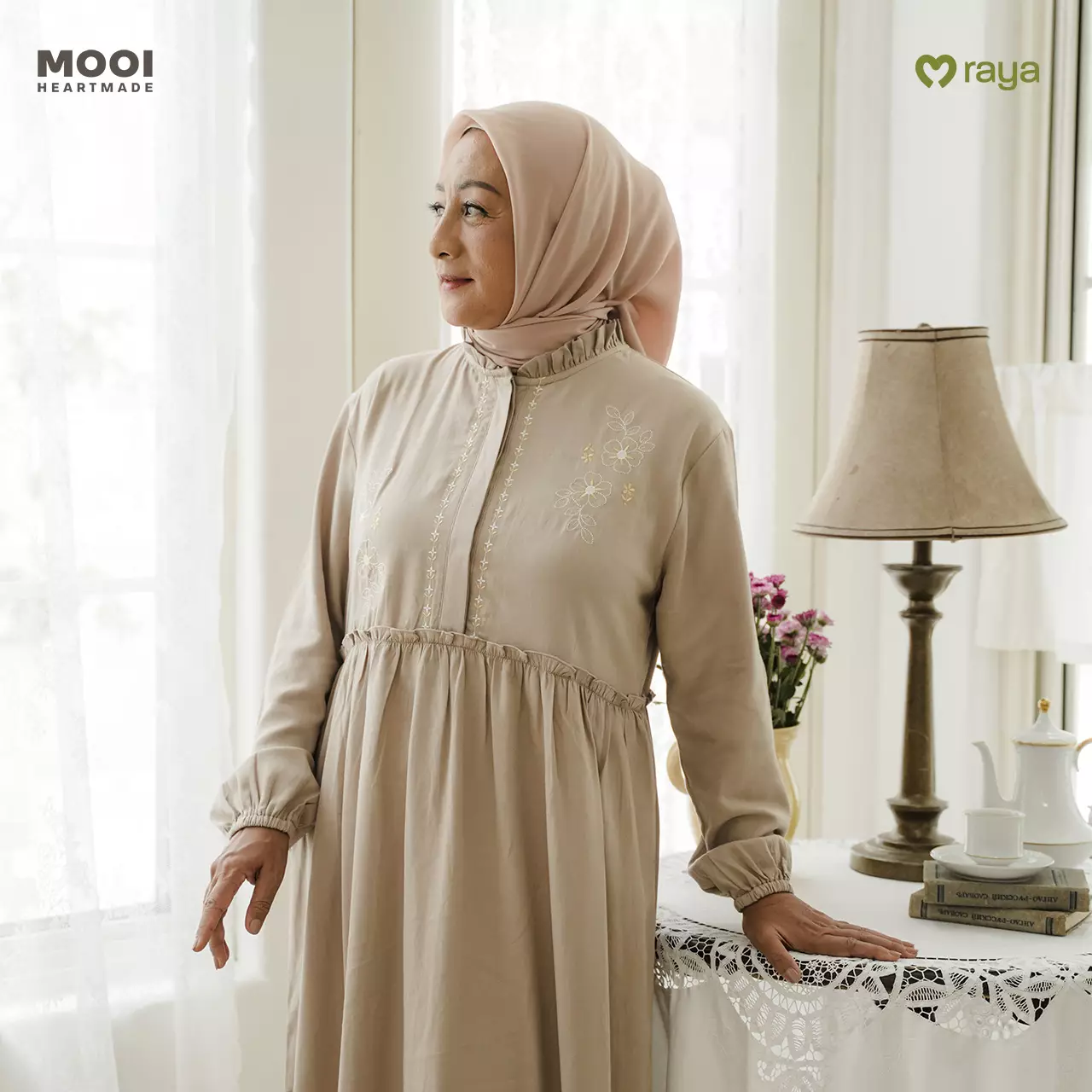 Mooi Dress Dewasa Raya Collection Sadiya Gamis Adult Basic Series 2026 - Brown Beige
