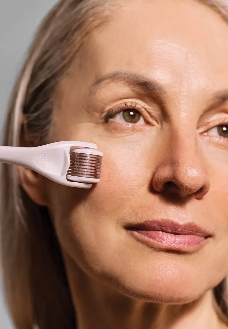 The Derma Roller | 540 Titanium Microneedle Facial Tool