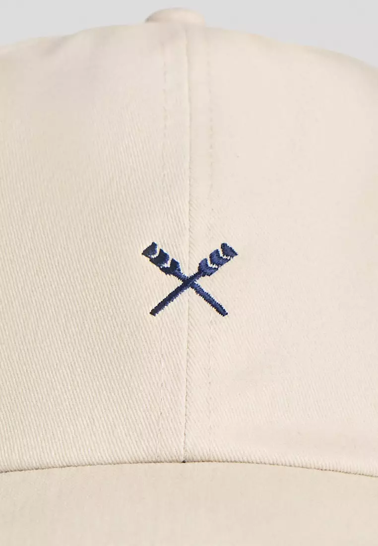 Classic Cap With Contrast Stitching