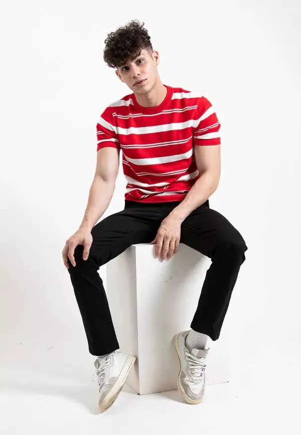 Forest Fancy Knitted Round Neck T Shirts Men Sweater Men Knitwear - 621349-51Red