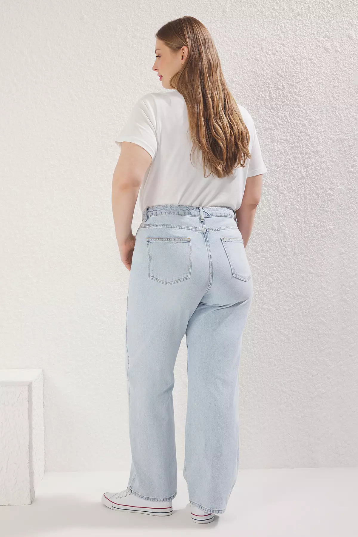 Light Blue High Waist Faded Effect Vintage Wash Wide Leg Large Size Wide  Leg Jeans Tbbss24Cj00050