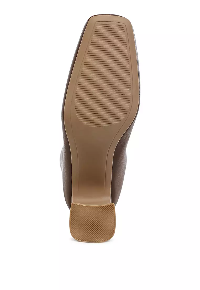 Sepatu bot ujung persegi berbahan kulit imitasi warna coklat