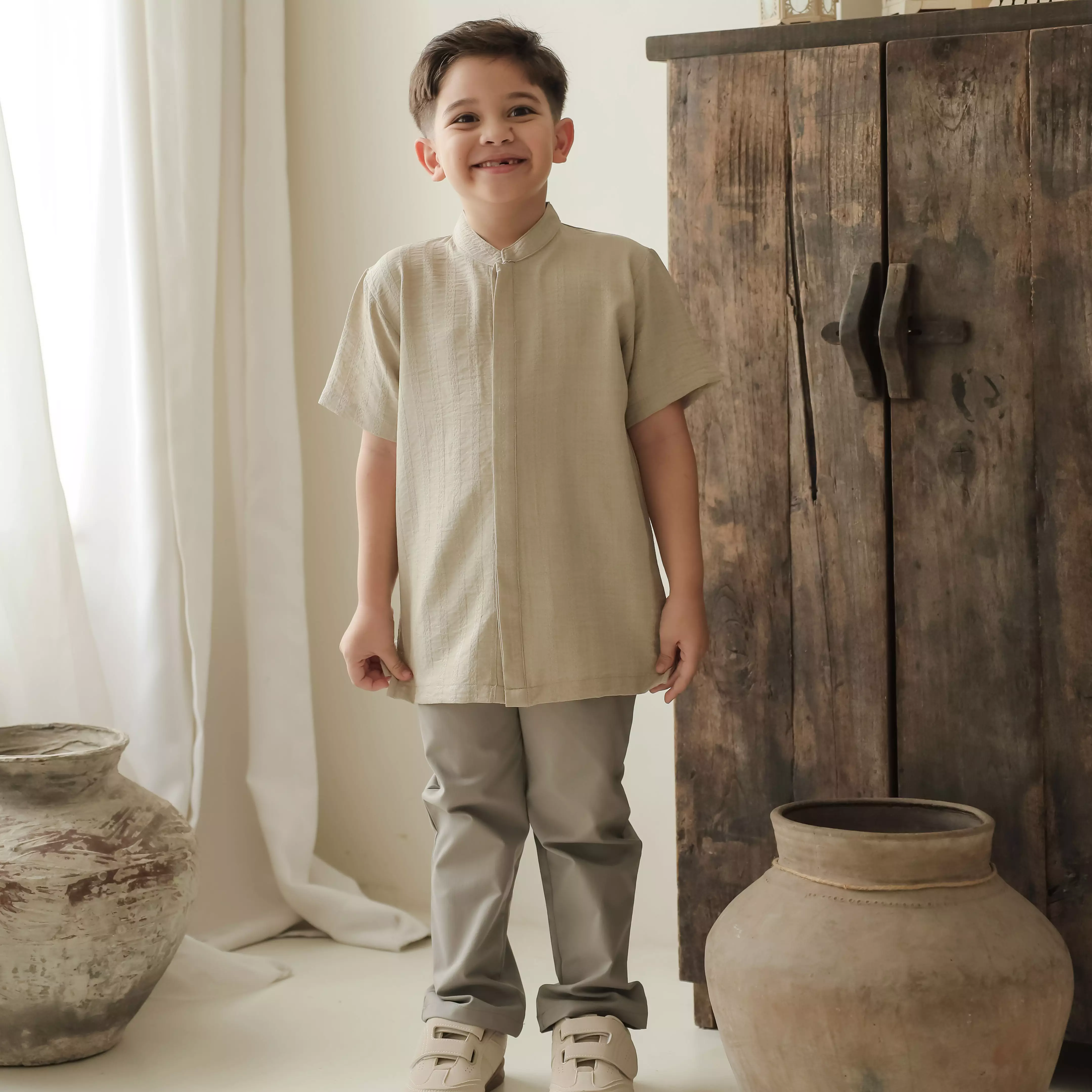 Pito Dito x MFMW Sarimbit Keluarga - Leebul Set Koko Anak Beige