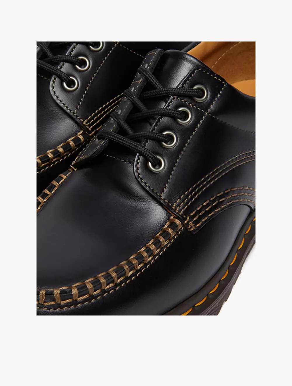 Dr. Martens Lowell Black Analine