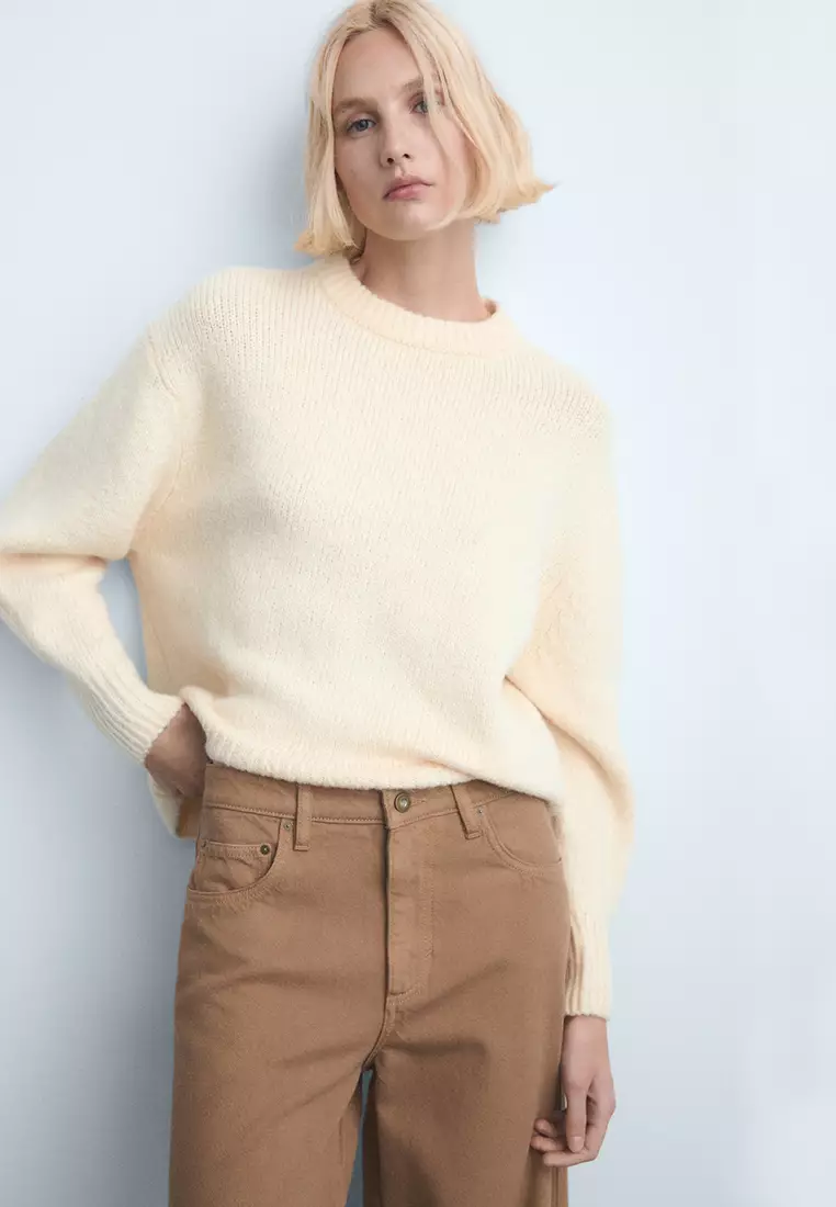 Low-Rise Balloon Jeans