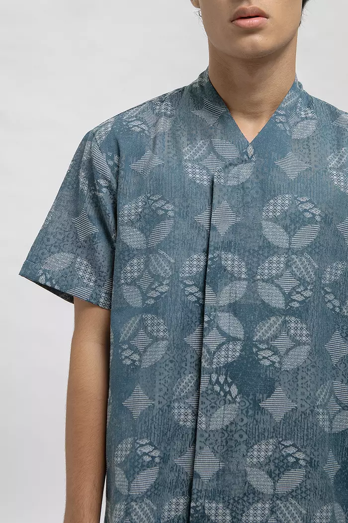COTTONINK - Atasan Blouse Pria Narendra Kawung Biru Laut #Archipelago2025